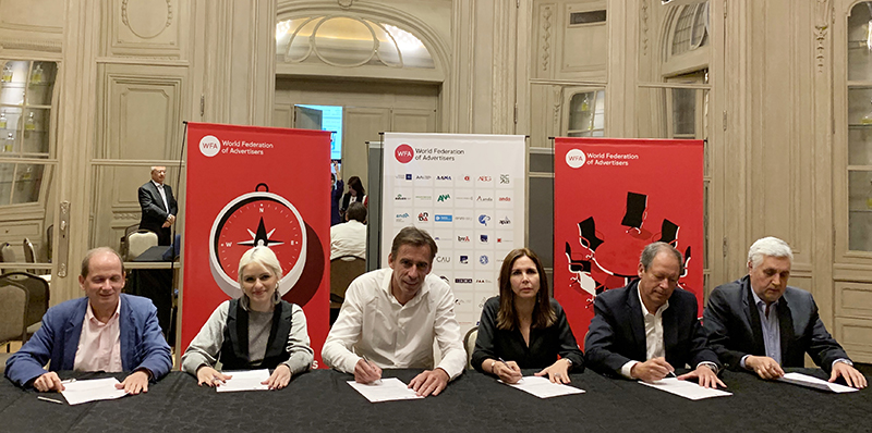 La WFA y sus asociaciones de anunciantes latinoamericanos se comprometen a actuar sobre los estereotipos dañinos en la publicidad